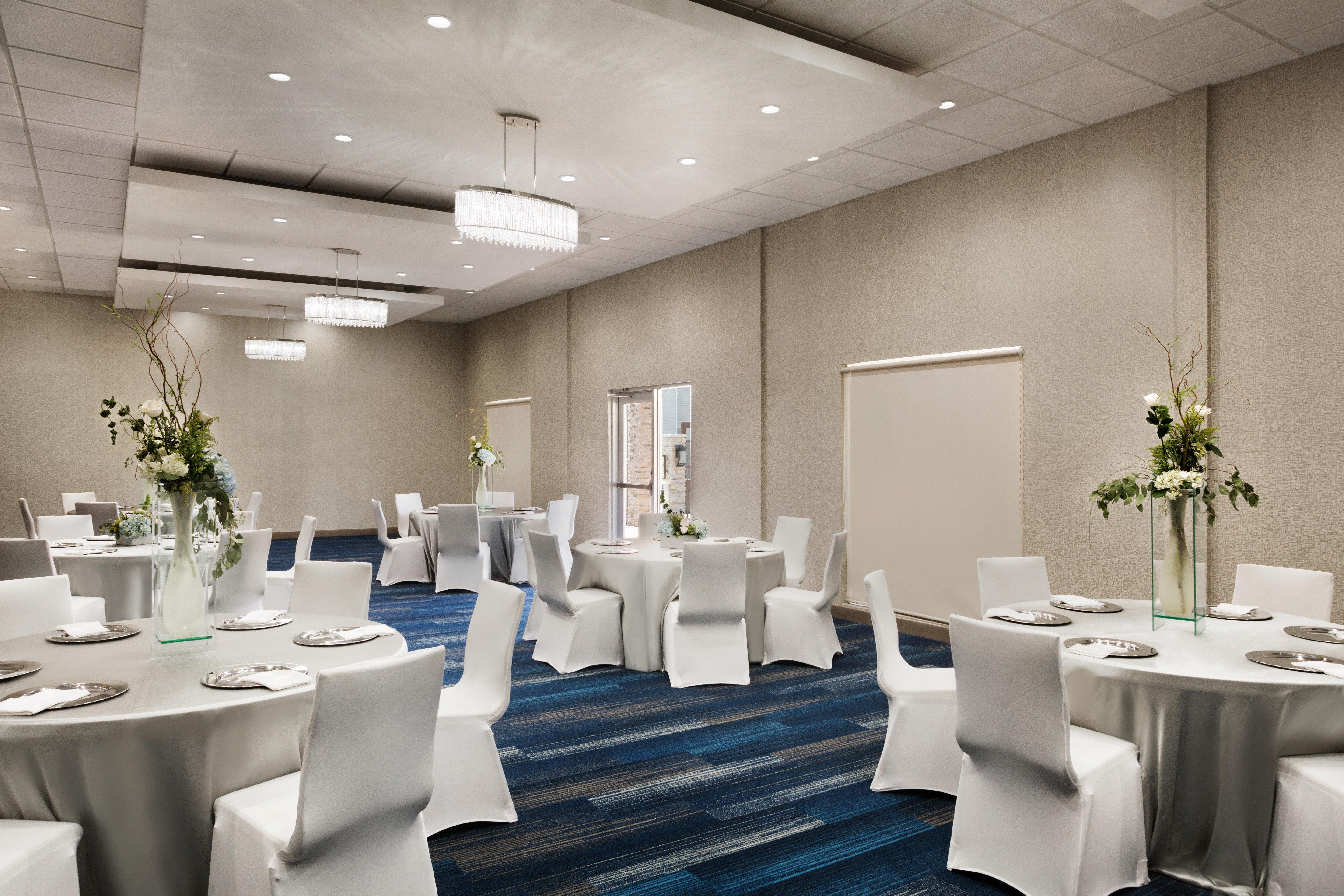 Holiday Inn Express & Suites - Mcallen - Medical Center Area By Ihg Eksteriør billede